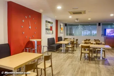 Bar Club Deportivo Menorca, bar cafetería en Mahón